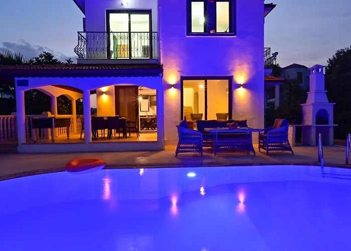 Дом отдыха Lunessa-villa With Children's Pool For 8 People In Oludeniz *
