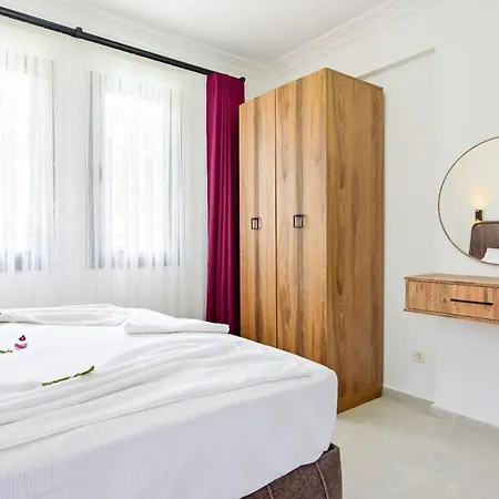 Lunessa-villa With Children's Pool For 8 People In Oludeniz 펜션 페티예