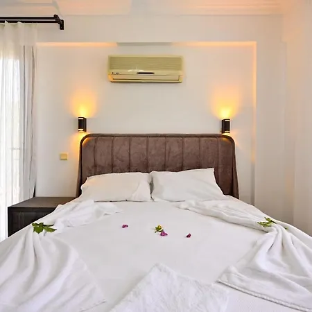 Lunessa-villa With Children's Pool For 8 People In Oludeniz *