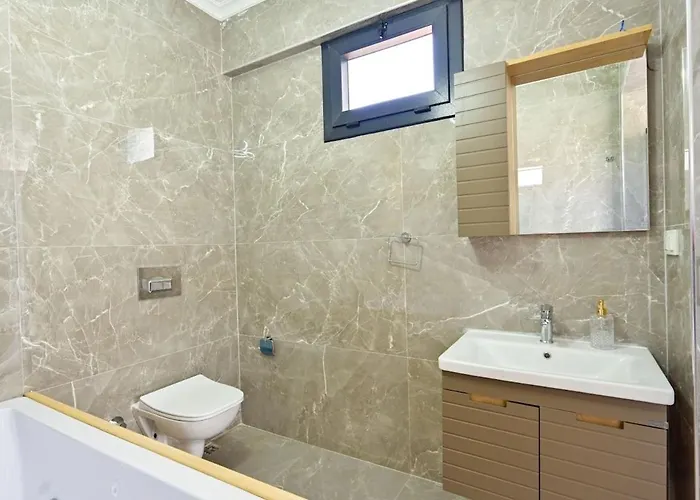 Lunessa-villa With Children's Pool For 8 People In Oludeniz Case de vacanță