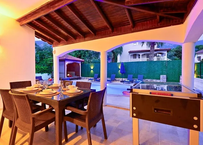 Lunessa-villa With Children's Pool For 8 People In Oludeniz Case de vacanță *